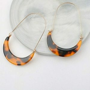 Tortoise Shell Hoop Earrings